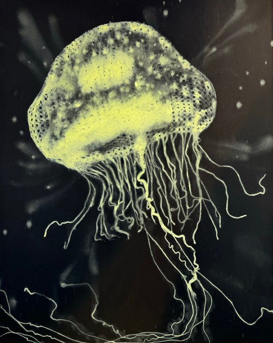 Jellyfish neon yellow