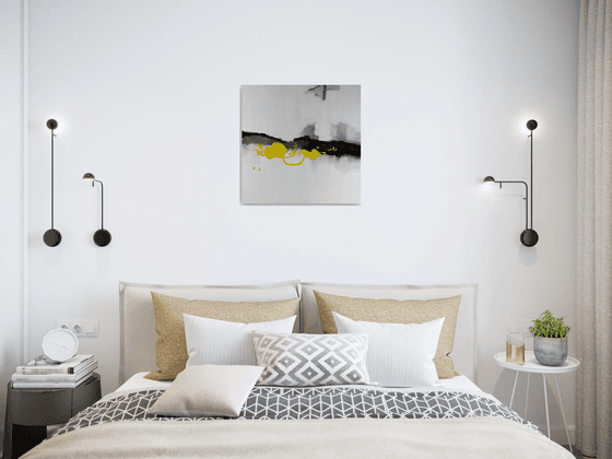 Black and Yellow Moment