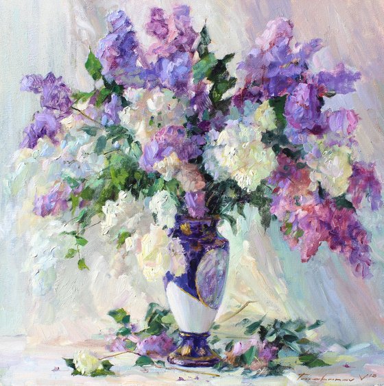 Lilac in an antique vase