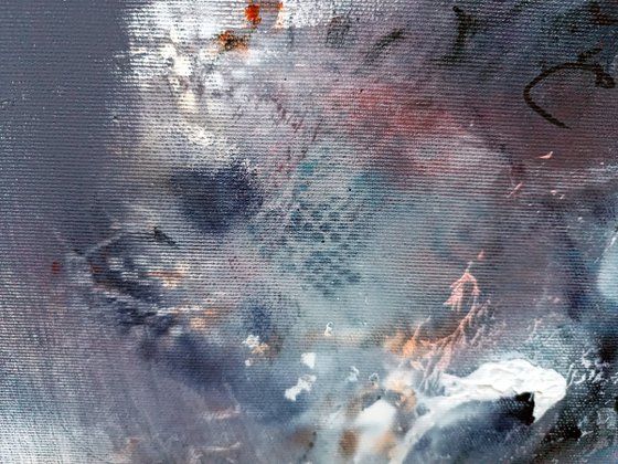 Nocturnal Calligraphy and Traces on Snow