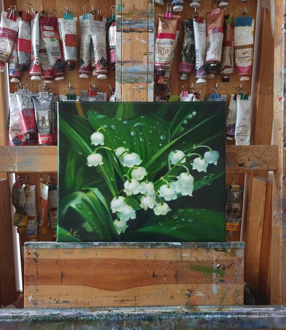 "Delicate lilies of the valley (option 2)"