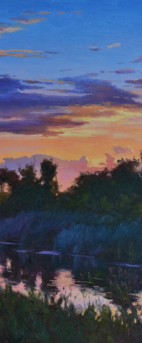 Dusk by Ruslan Kiprych