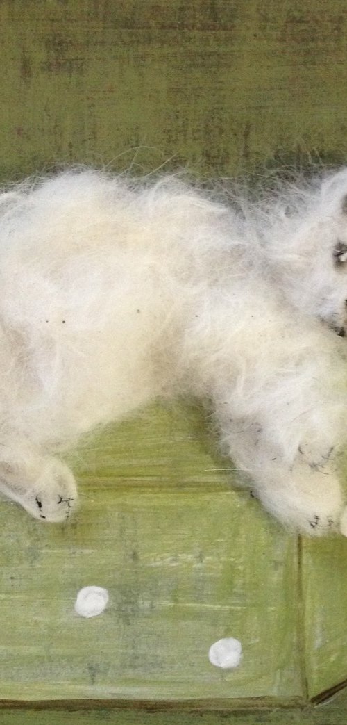 Herminette the player, the angora white ermine by Eleanor Gabriel