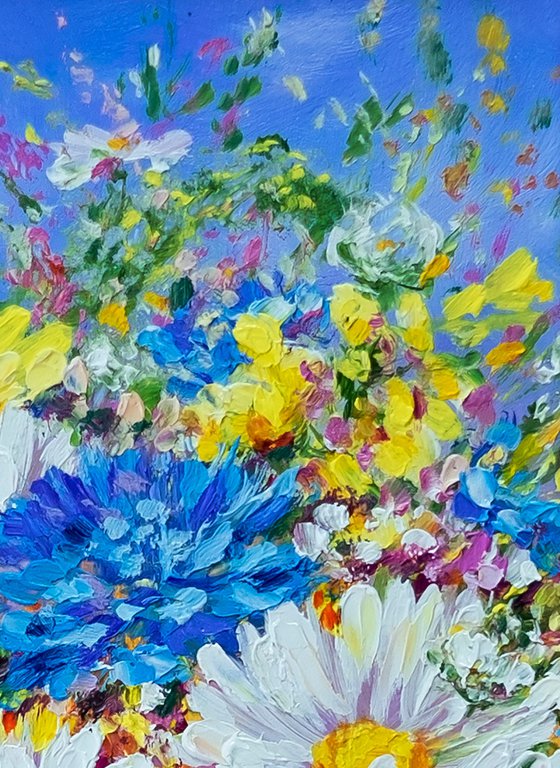 "Daisies with cornflowers".