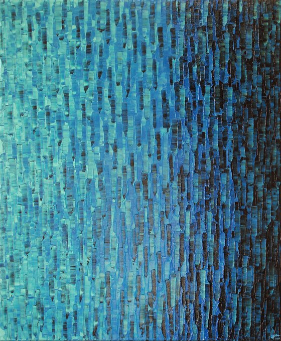 Iridescent blue gradient