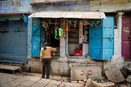 The Micro-Shops of India V (100x66cm) Signed Limited Edition by Serge Horta