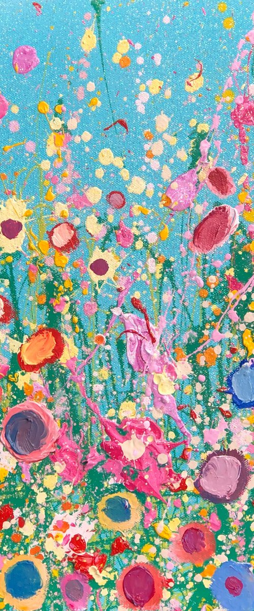 Wild Champagne Love (ii) by Yvonne  Coomber