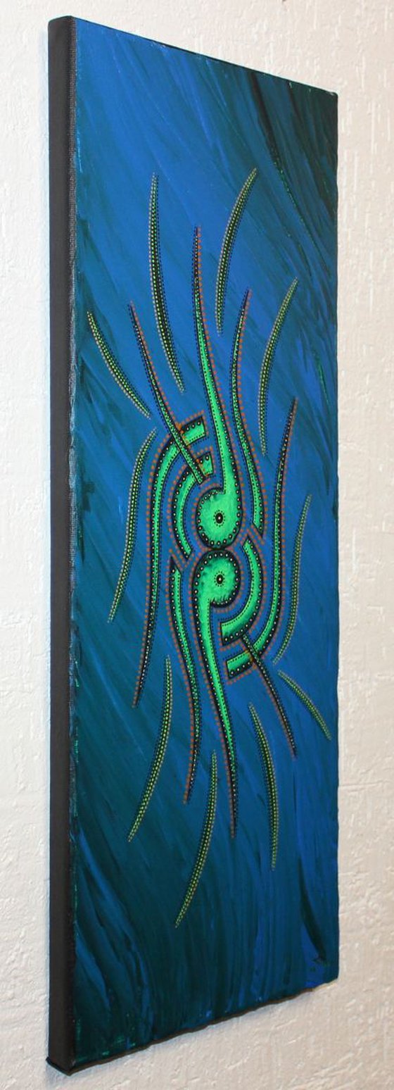 Symmetrical movement