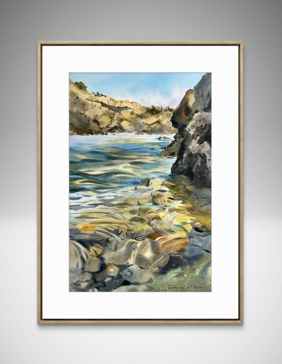 The sea coast. The bay.