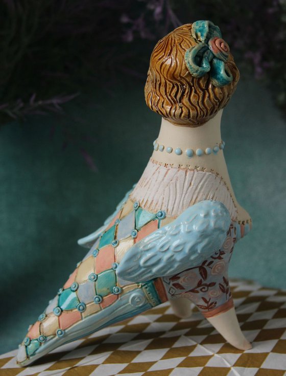 Mystic Bird. Ceramic sculpture