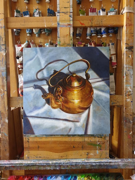 "Old friend.." ( option N2) still life  old teapot  liGHt original painting  GIFT (2020)