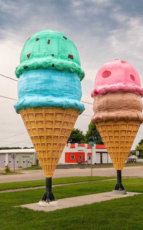Large Ice Cream Cones, Savanna, Illinois by Robert Tolchin