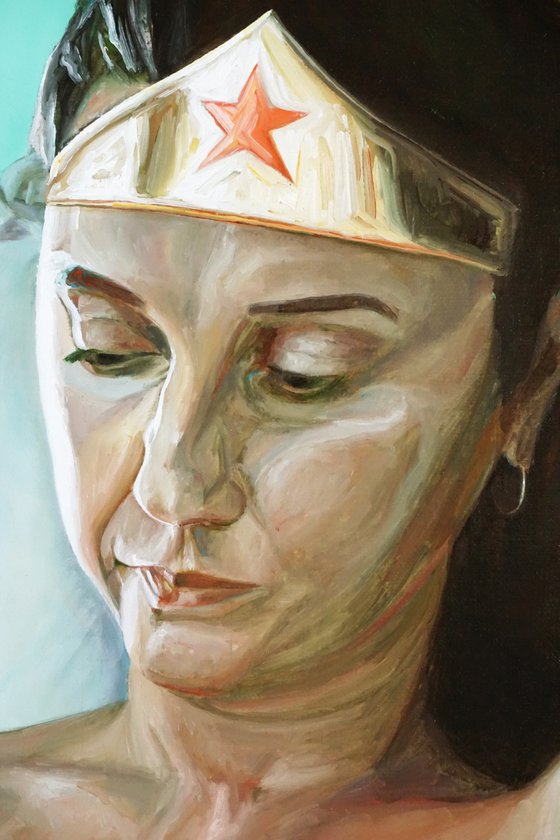 Wonder Woman nursing