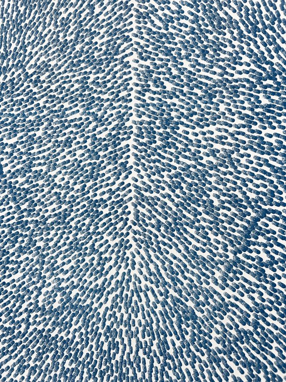Between the lines_E