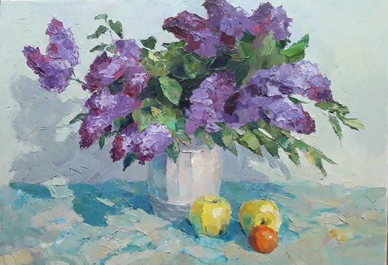 Still life with lilac