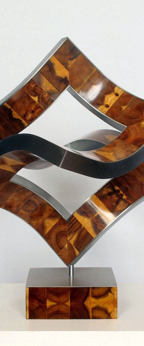 folded space_m by Nikolaus Weiler