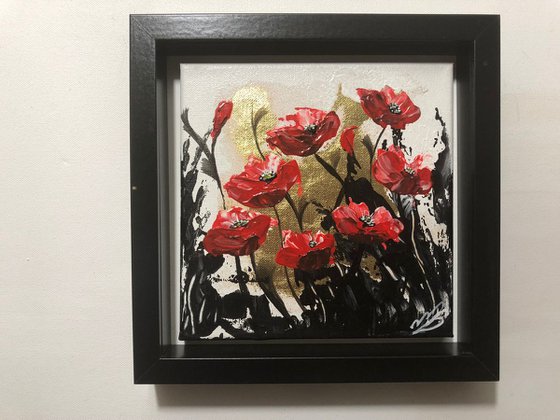 Poppies on gold leaf