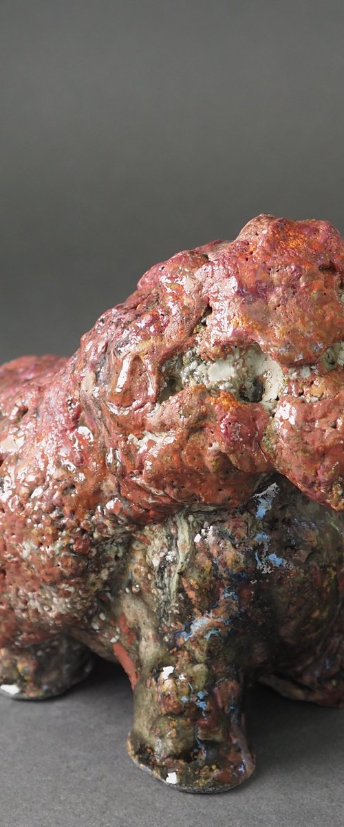 Bull Nosed Horse by Linda Cares