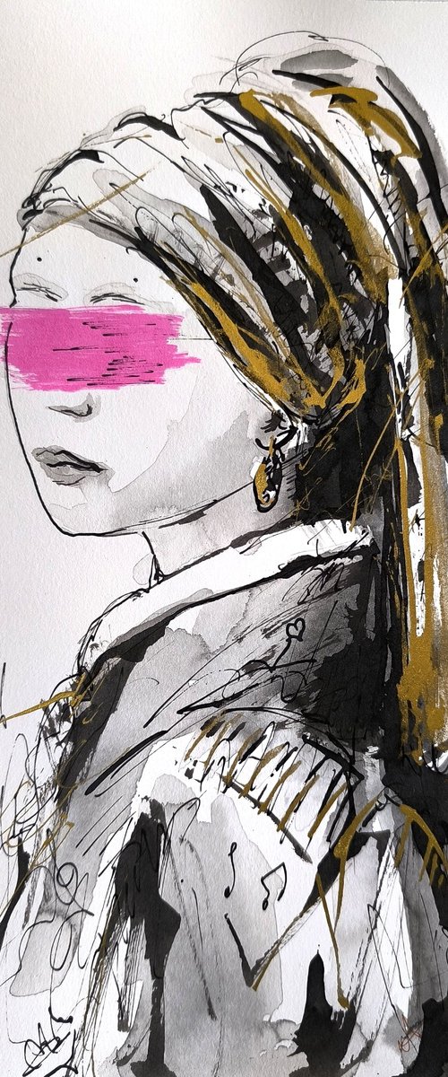 Pearl Earring by Antigoni Tziora