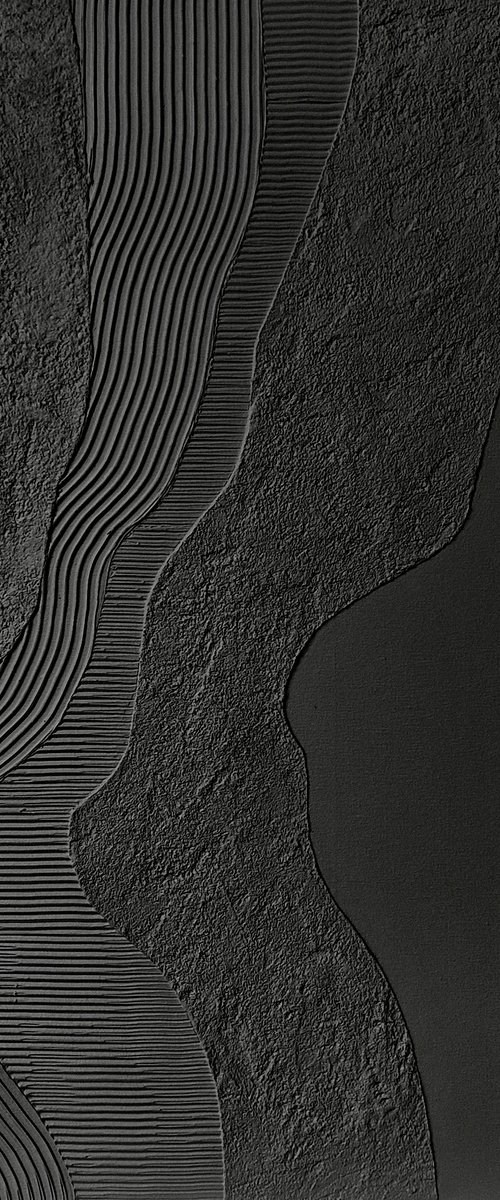 "Black Nile" black textured acrylic art by Denіs Chornobrovkin