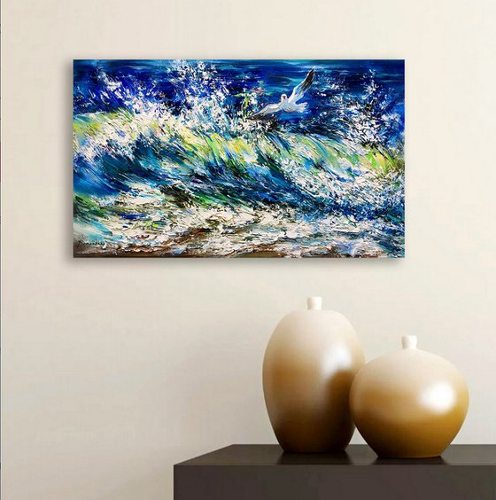 Flying over the wave