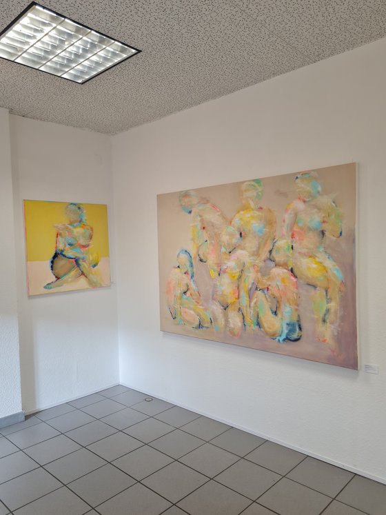 Figure study in yellow