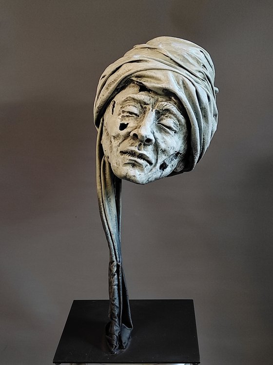 "Citizen of Kabul" Unique sculpture57x25x25cm