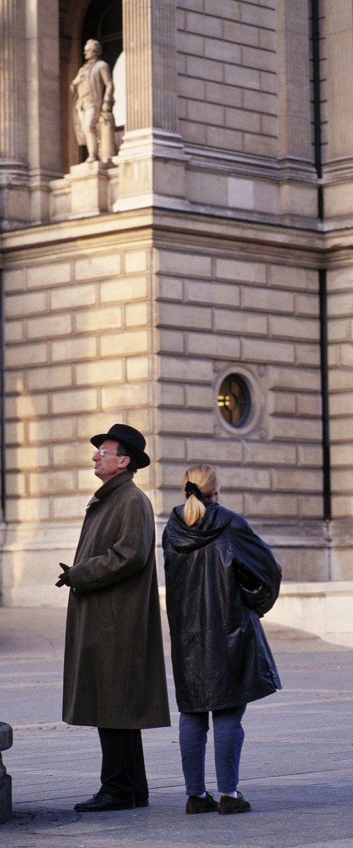 STATUES - FRANKFURT by Robbert Frank Hagens