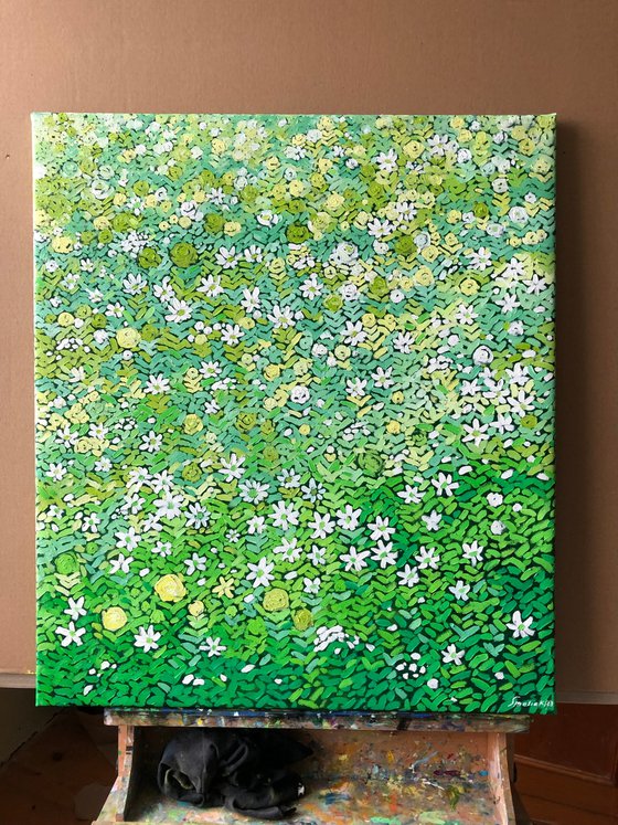 Abstract green flowers