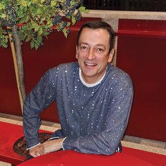 Visit Sandro Chkhaidze shop