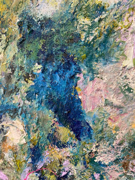 Gorgeous and Dressed In Blue