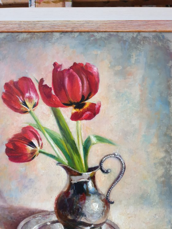 Tulips in a beautiful vase.