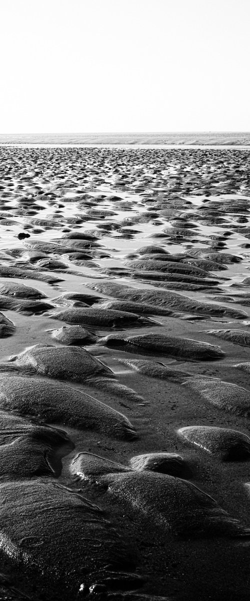 walking the beach by Christian  Schwarz