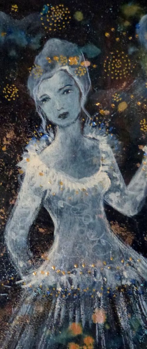 "The sky between us". woman portrait mix media on wood  20x20cm by Loetitia Pillault