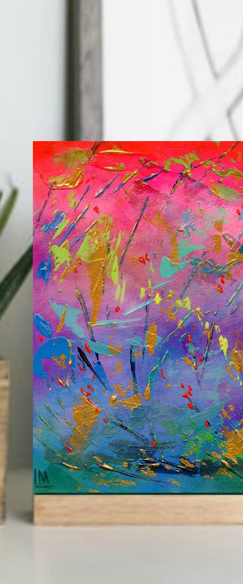 Mini Abstract 4 by Lisa Mann