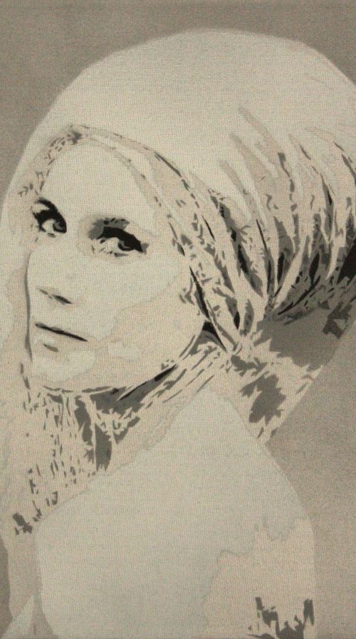 Lady in kerchief by BIZZY