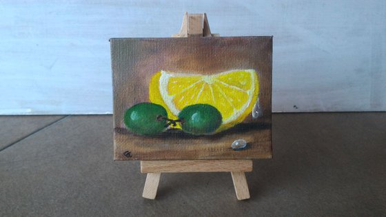 Miniature #016 - Easel included