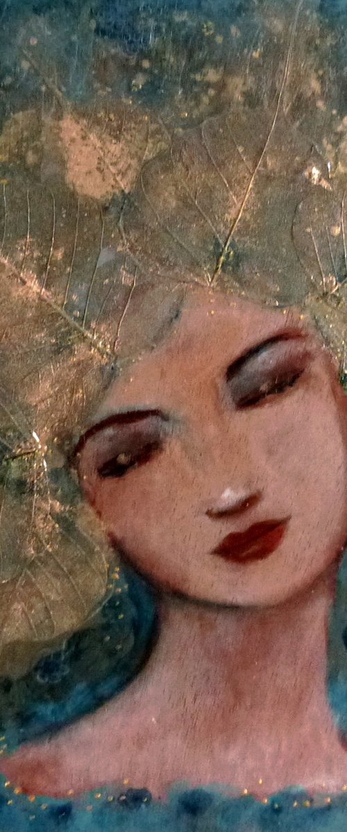 Golden dawn on wood 30x30cm by Loetitia Pillault