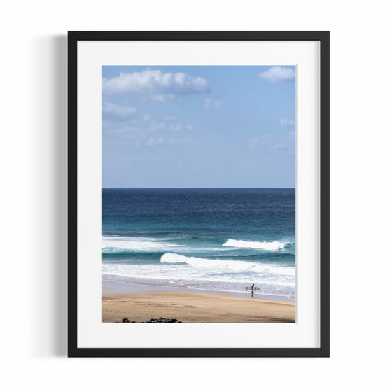 BETWEEN SAND AND SEA