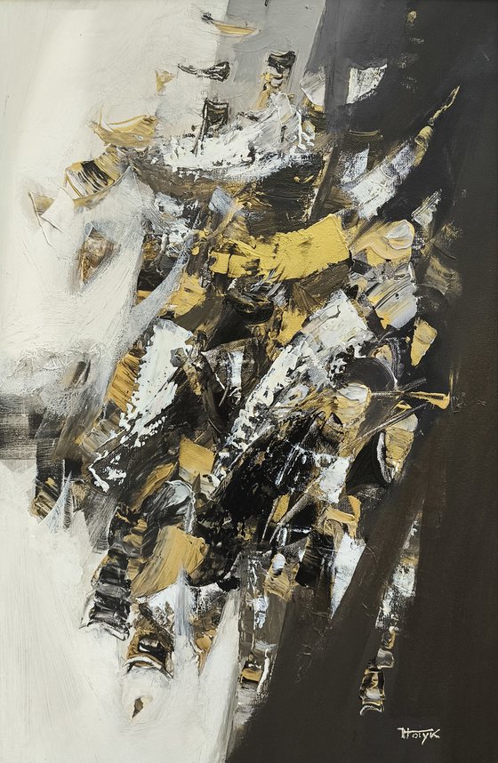 Echoes in Gold and Black