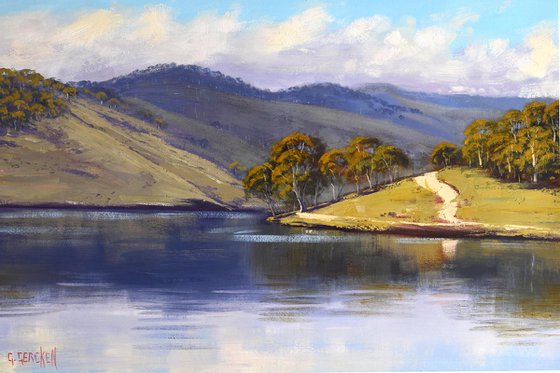 View across Lake Lyell Lithgow, Australia