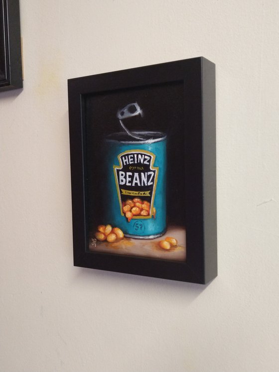 Small Heinz baked beans still life