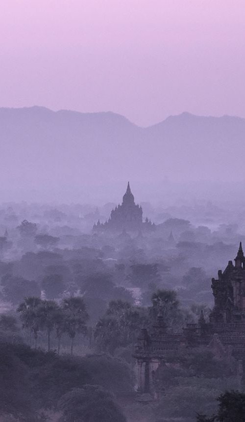 Foggy Sunrise in Bagan - Signed Limited Edition by Serge Horta