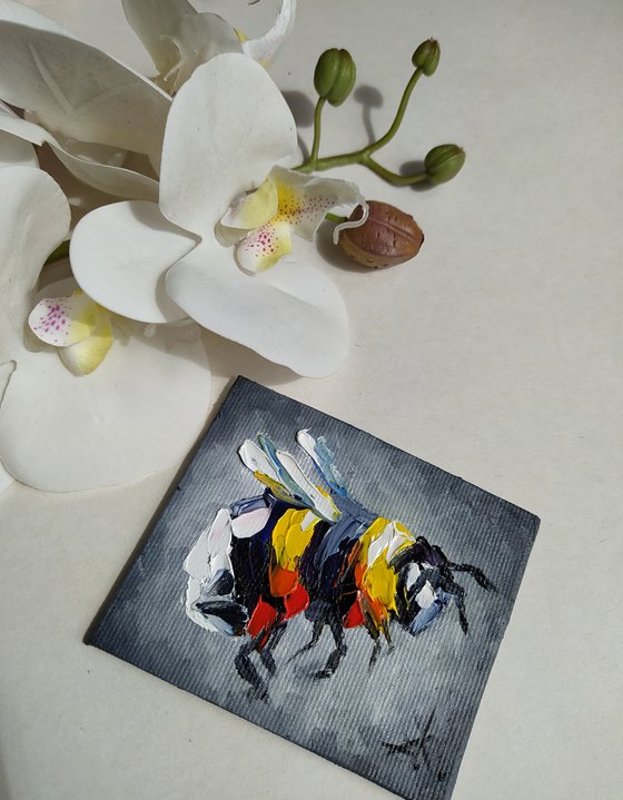 Small bumblebee - small painting, oil painting, postcard, bumblebee, bumblebee oil, painting, gift, gift idea, insects