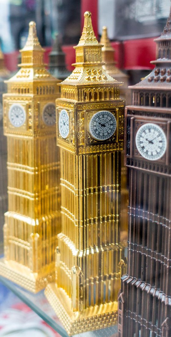 What's the time Mr Big Ben's   (LIMITED EDITION 1/20) 8" X 12"