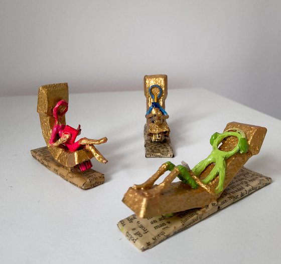 Out of office - The Loungers Triptych