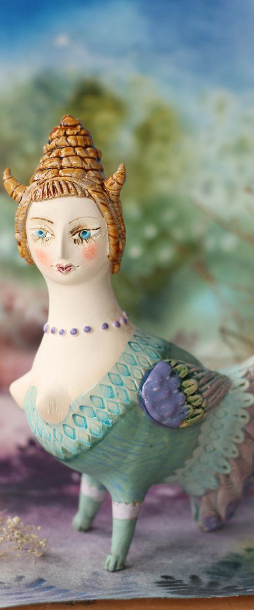 Mystical sweetie bird. Ceramic sculpture by Elya Yalonetski