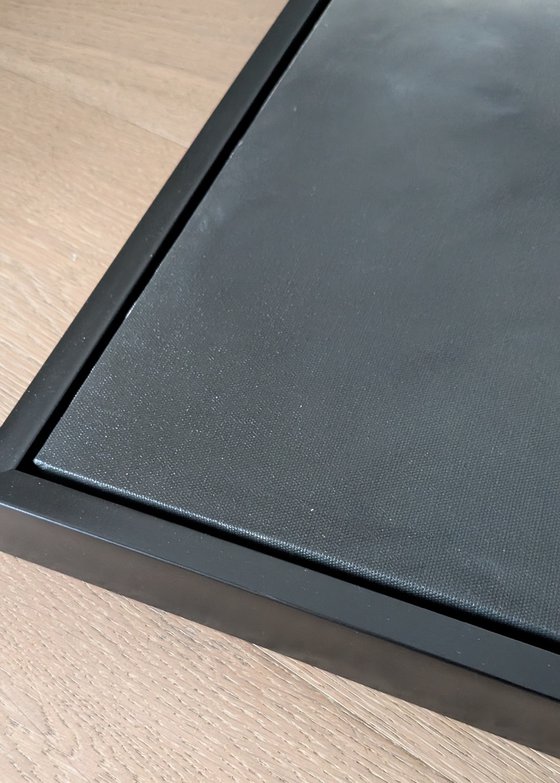 Night sky (black frame)