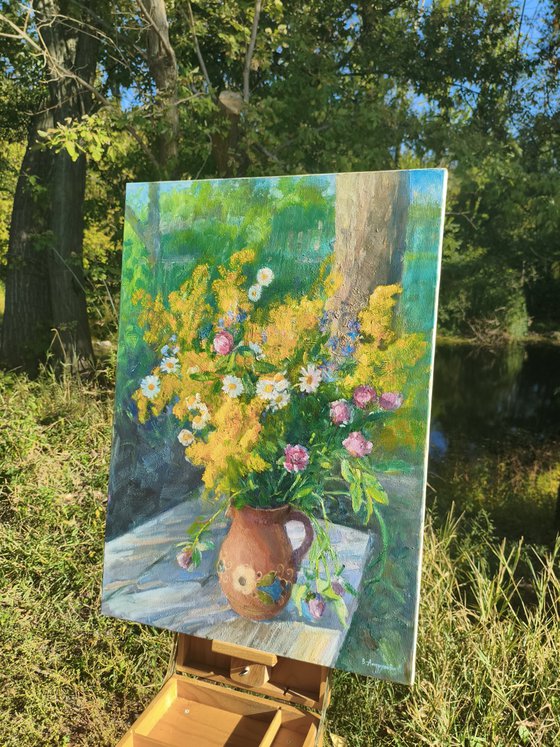 Summer bouquet on the bench