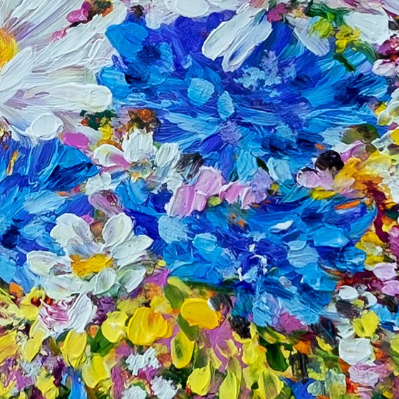 "Daisies with cornflowers".